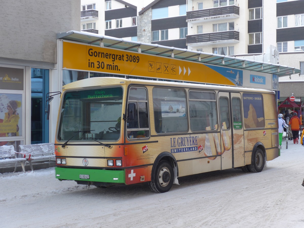 (158'397) - OBZ Zermatt - Nr. 2/VS 182'427 - Vetter (ex Nr. 4) am 18. Januar 2015 beim Bahnhof Zermatt