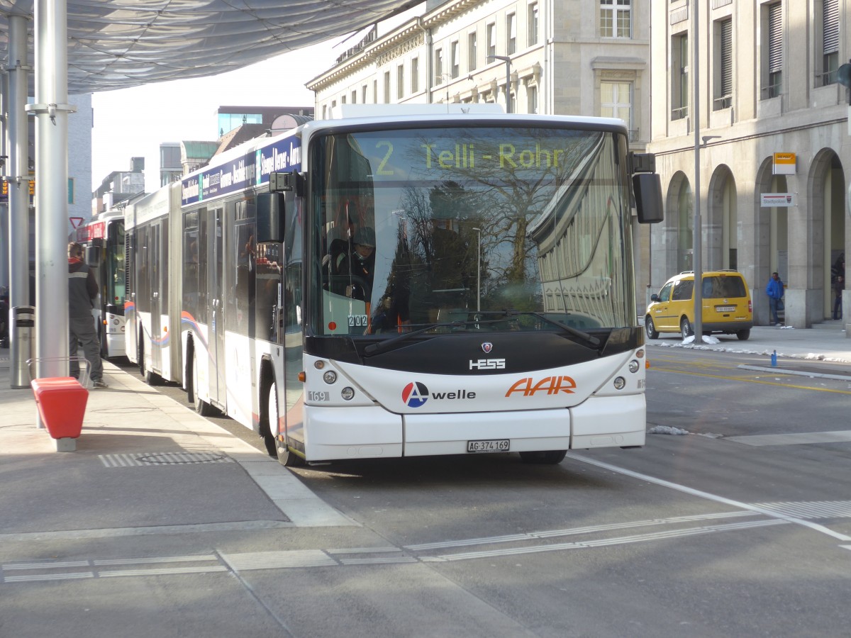 (158'614) - AAR bus+bahn, Aarau - Nr. 169/AG 374'169 - Scania/Hess am 4. Februar 2015 beim Bahnhof Aarau