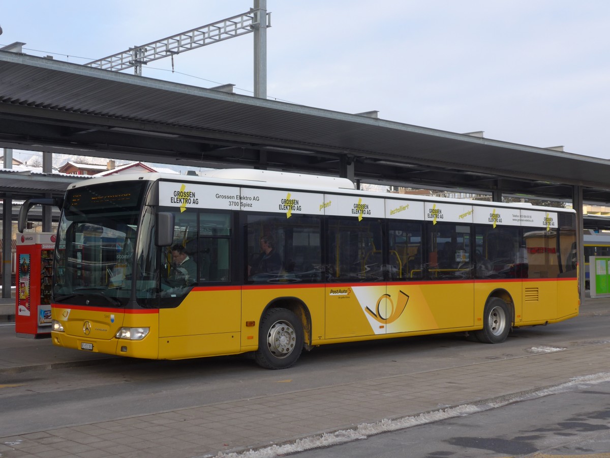 (158'647) - PostAuto Bern - BE 653'386 - Mercedes am 8. Februar 2015 beim Bahnhof Spiez