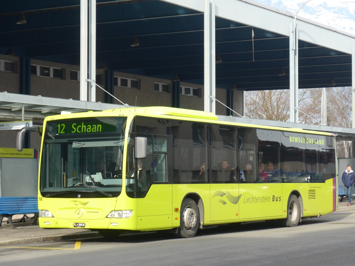 (158'704) - Aus Liechtenstein: LBA Vaduz - Nr. 18/FL 39'818 - Mercedes am 14. Februar 2015 beim Bahnhof Buchs