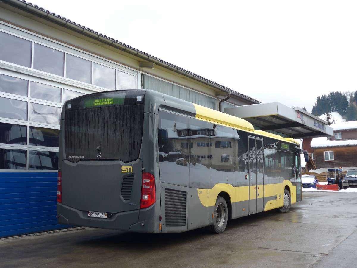 (158'923) - STI Thun - Nr. 157/BE 752'157 - Mercedes am 1. Mrz 2015 in Teuffenthal, Garage