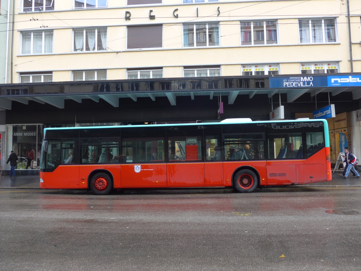 (158'951) - Binggeli, Studen - BE 20'044 - Mercedes (ex VB Biel Nr. 128) am 2. Mrz 2015 beim Bahnhof Biel