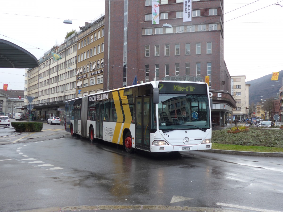 (158'965) - VB Biel - Nr. 142/BE 560'142 - Mercedes am 2. Mrz 2015 in Biel, Guisanplatz