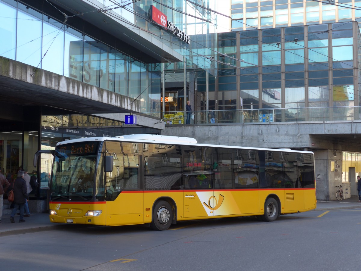 (159'055) - PostAuto Bern - Nr. 533/BE 744'533 - Mercedes (ex BE 653'387) am 9. Mai 2015 beim Bahnhof Bern