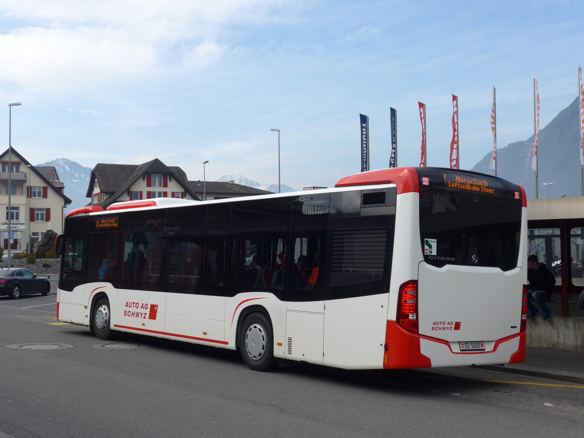 (159'226) - AAGS Schwyz - Nr. 3/SZ 5003 - Mercedes am 17. Mrz 2015 beim Bahnhof Brunnen