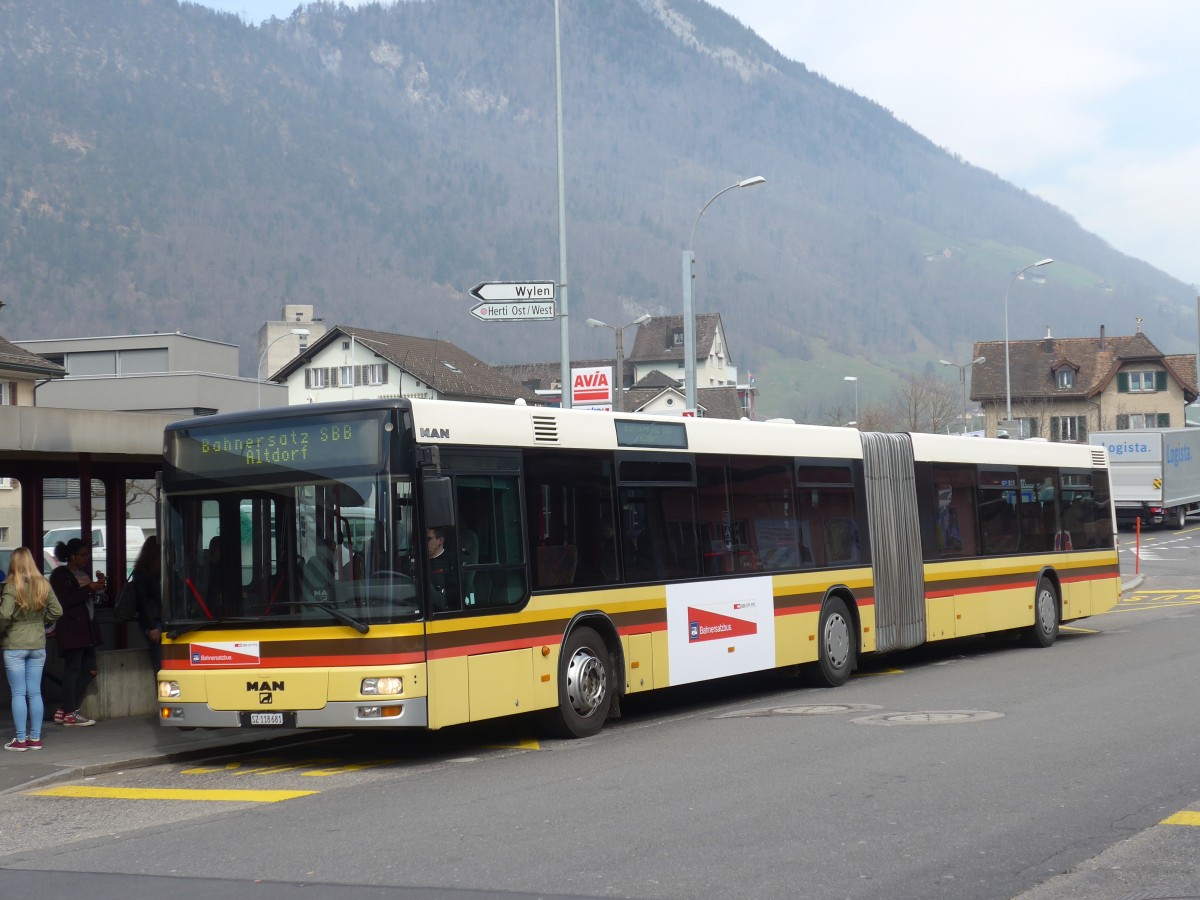 (159'230) - AAGS Schwyz - Nr. 81/SZ 118'681 - MAN (ex STI Thun Nr. 90) am 17. Mrz 2015 beim Bahnhof Brunnen