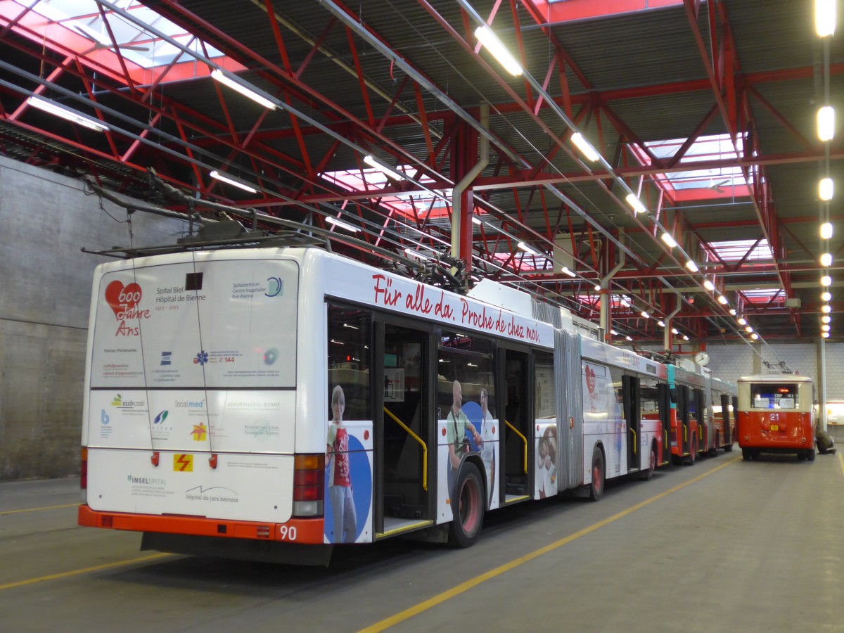 (159'508) - VB Biel - Nr. 90 - NAW/Hess Gelenktrolleybus am 28. Mrz 2015 in Biel, Depot