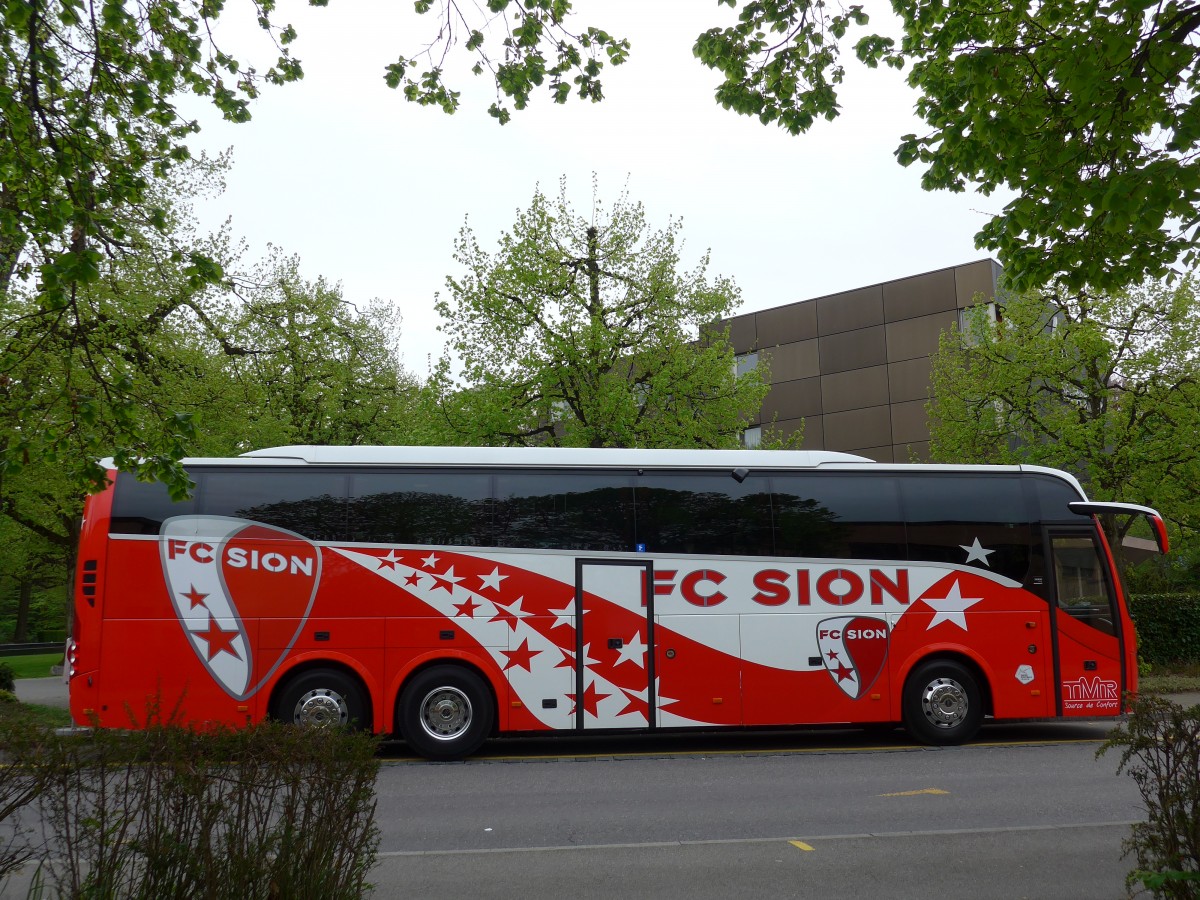 (159'957) - TMR Martigny - VS 1455 - Volvo am 25. April 2015 in Thun, Hotel Seepark