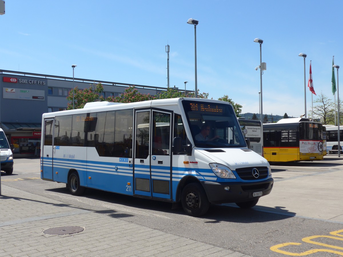 (160'202) - WilMobil, Wil - Nr. 211/SG 31'771 - Mercedes/Kutsenits am 8. Mai 2015 beim Bahnhof Wil