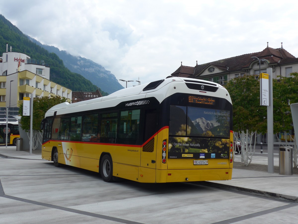 (160'972) - PostAuto Bern - BE 610'541 - Volvo am 25. Mai 2015 beim Bahnhof Interlaken West