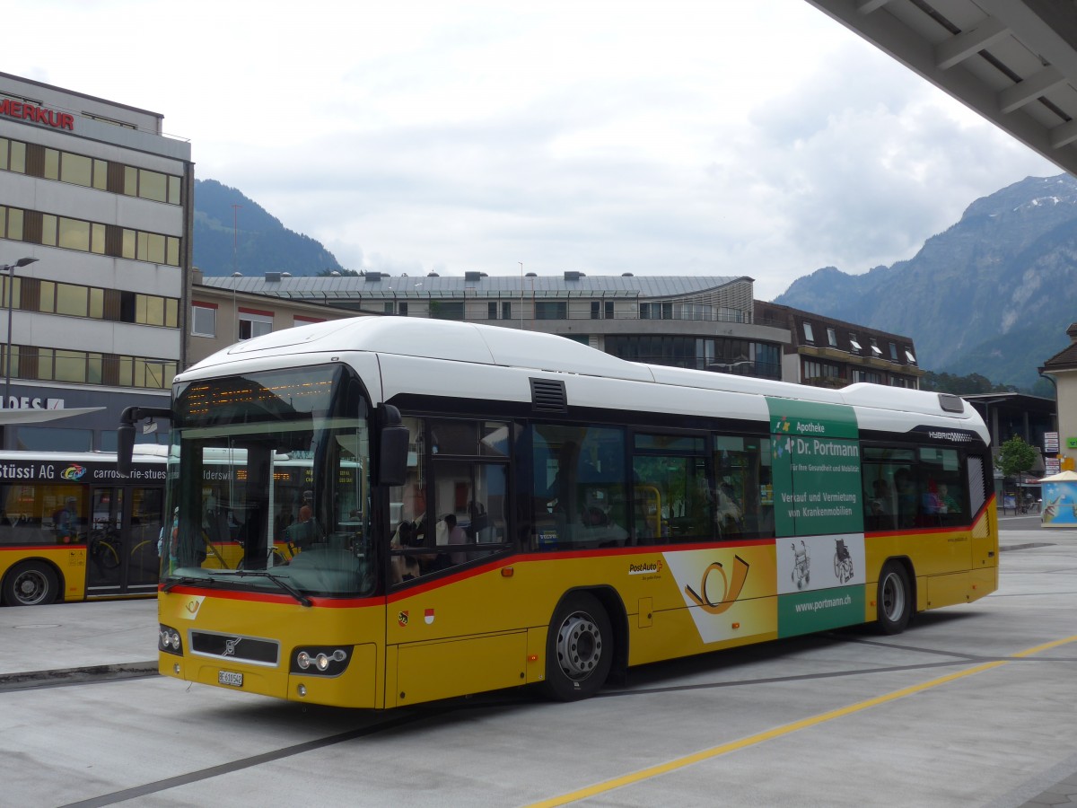 (160'976) - PostAuto Bern - BE 610'542 - Volvo am 25. Mai 2015 beim Bahnhof Interlaken West
