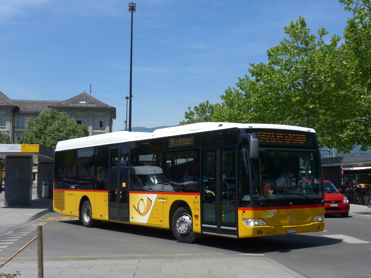 (161'312) - CarPostal Ouest - VD 510'289 - Mercedes am 28. Mai 2015 beim Bahnhof Yverdon