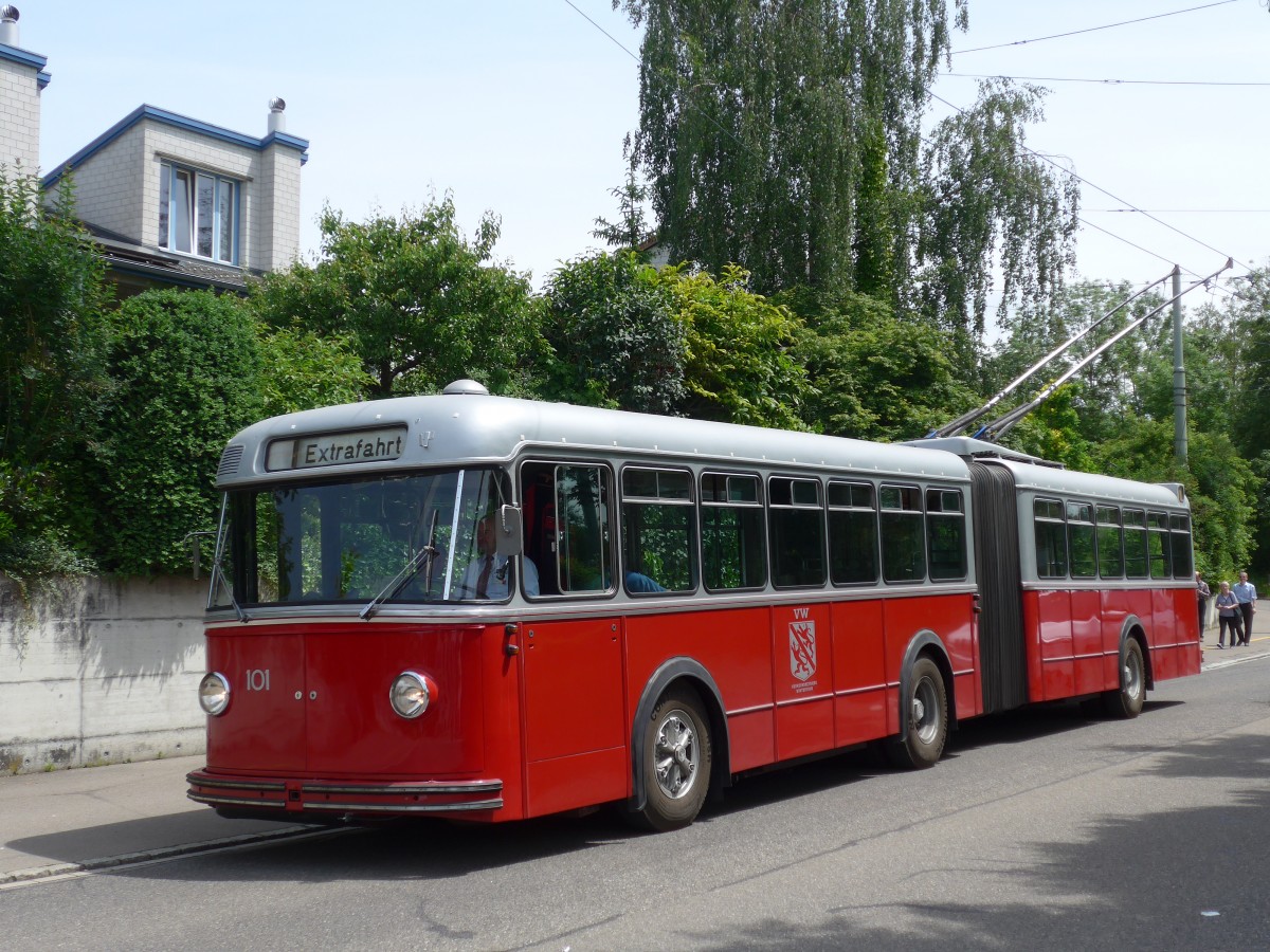 (161'651) - VW Winterthur - Nr. 101 - FBW/SWS Gelenktrolleybus am 31. Mai 2015 in Winterthur, Oberseen
