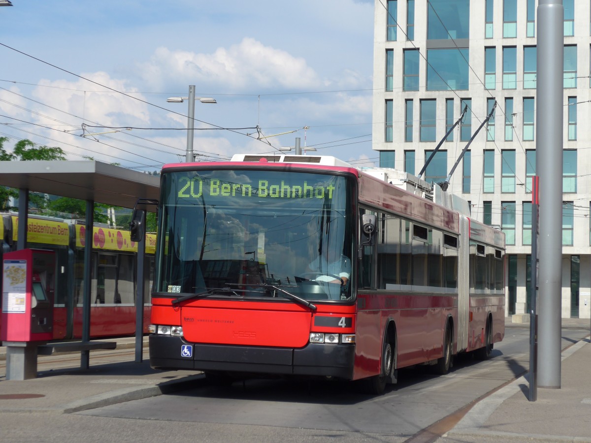 (161'944) - Bernmobil, Bern - Nr. 4 - NAW/Hess Gelenktrolleybus am 6. Juni 2015 in Bern, Wankdorf