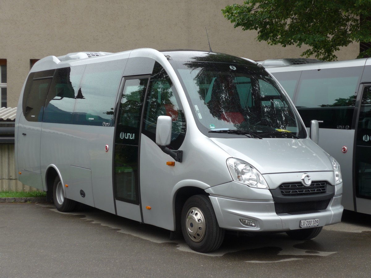 (162'118) - Bushandel, Dagmmersellen - LU 200'109 - Mercedes/UNVI am 14. Juni 2015 in Meiringen, Balm