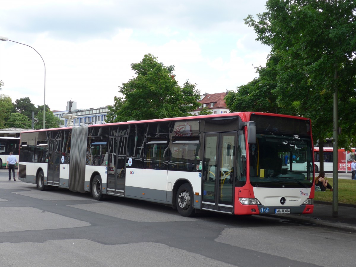 (162'722) - NVG Wrzburg - Nr. 816/W-AK 816 - Mercedes am 27. Juni 2015 beim Bahnhof Wrzburg