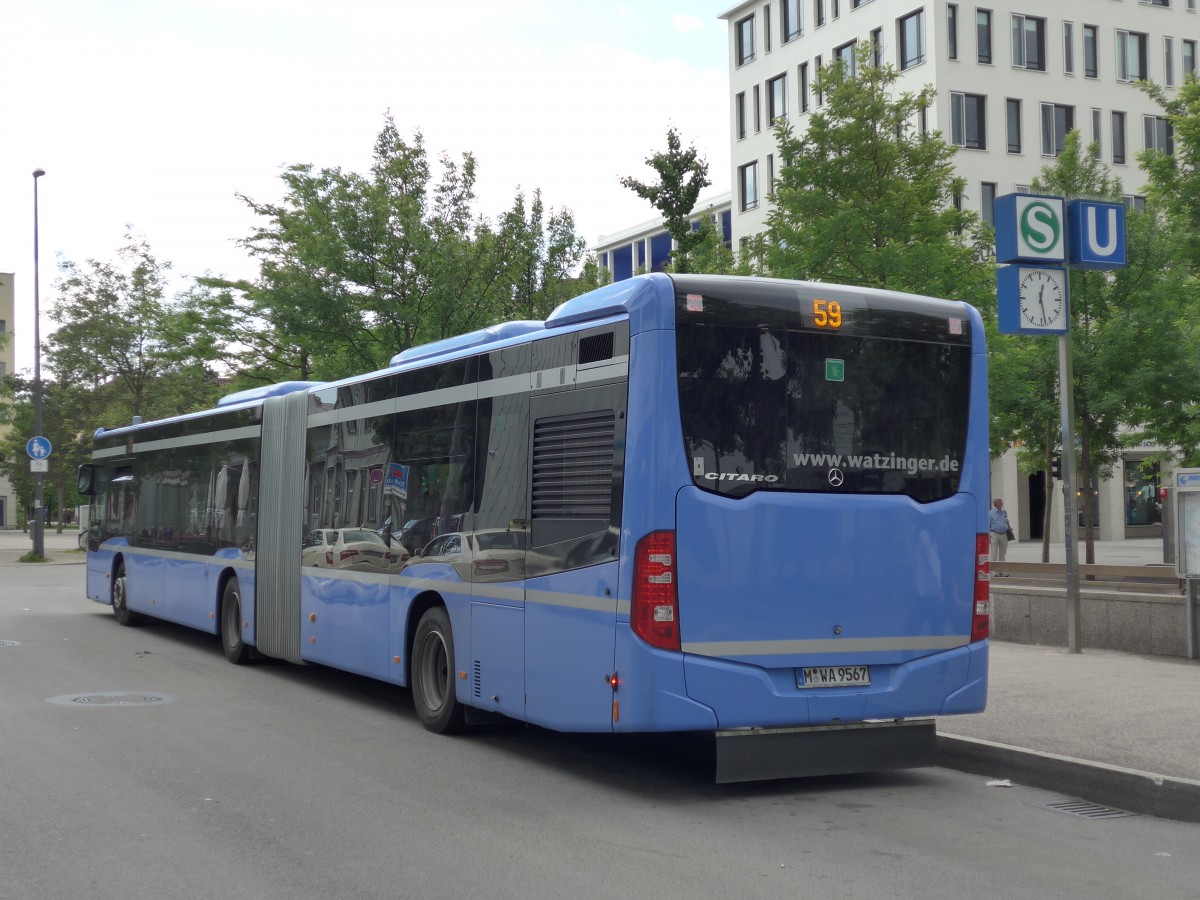 (162'852) - Watzinger, Mnchen - M-WA 9567 - Mercedes am 28. Juni 2015 in Mnchen, Bahnhof Giesing