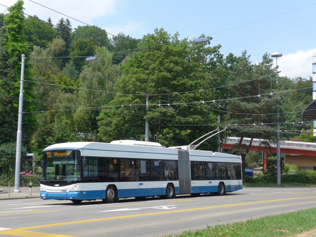(162'954) - VBZ Zrich - Nr. 182 - Hess/Hess Gelenktrolleybus am 6. Juli 2015 in Zrich, Bucheggplatz
