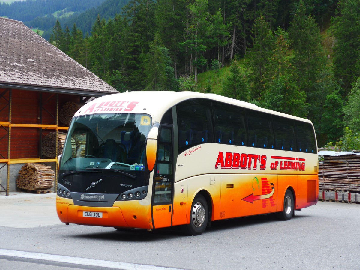 (163'155) - Aus England: Abbott's, Leeming - CL61 AOL - Volvo/Sunsundegui am 26. Juli 2015 in Adelboden, Margeli