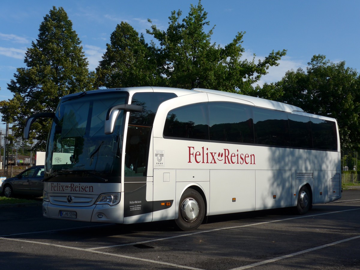 (163'302) - Aus Deutschland: Felix-Reisen, Kln - Nr. 15/K-MA 5596 - Mercedes am 10. August 2015 in Thun, Seestrasse