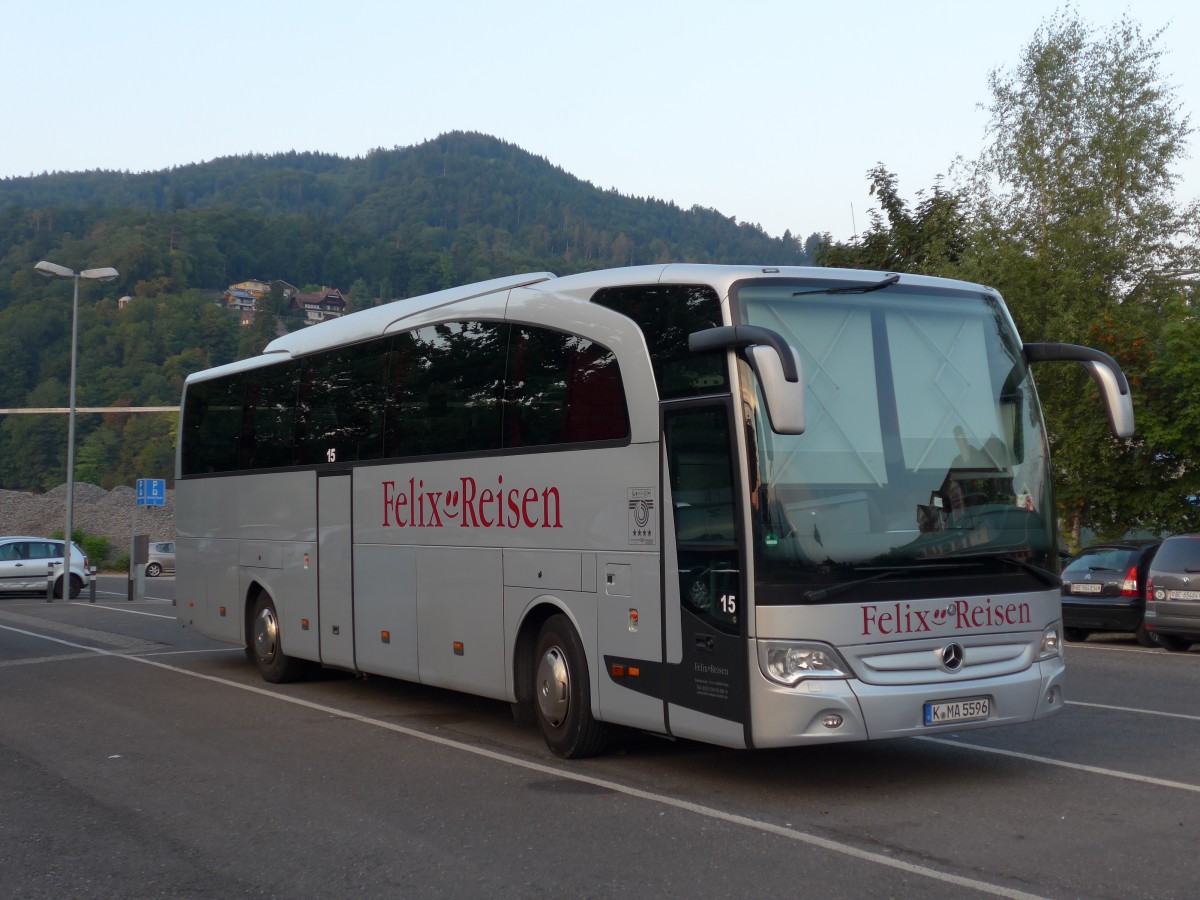 (163'303) - Aus Deutschland: Felix-Reisen, Kln - Nr. 15/K-MA 5596 - Mercedes am 12. August 2015 in Thun, Seestrasse