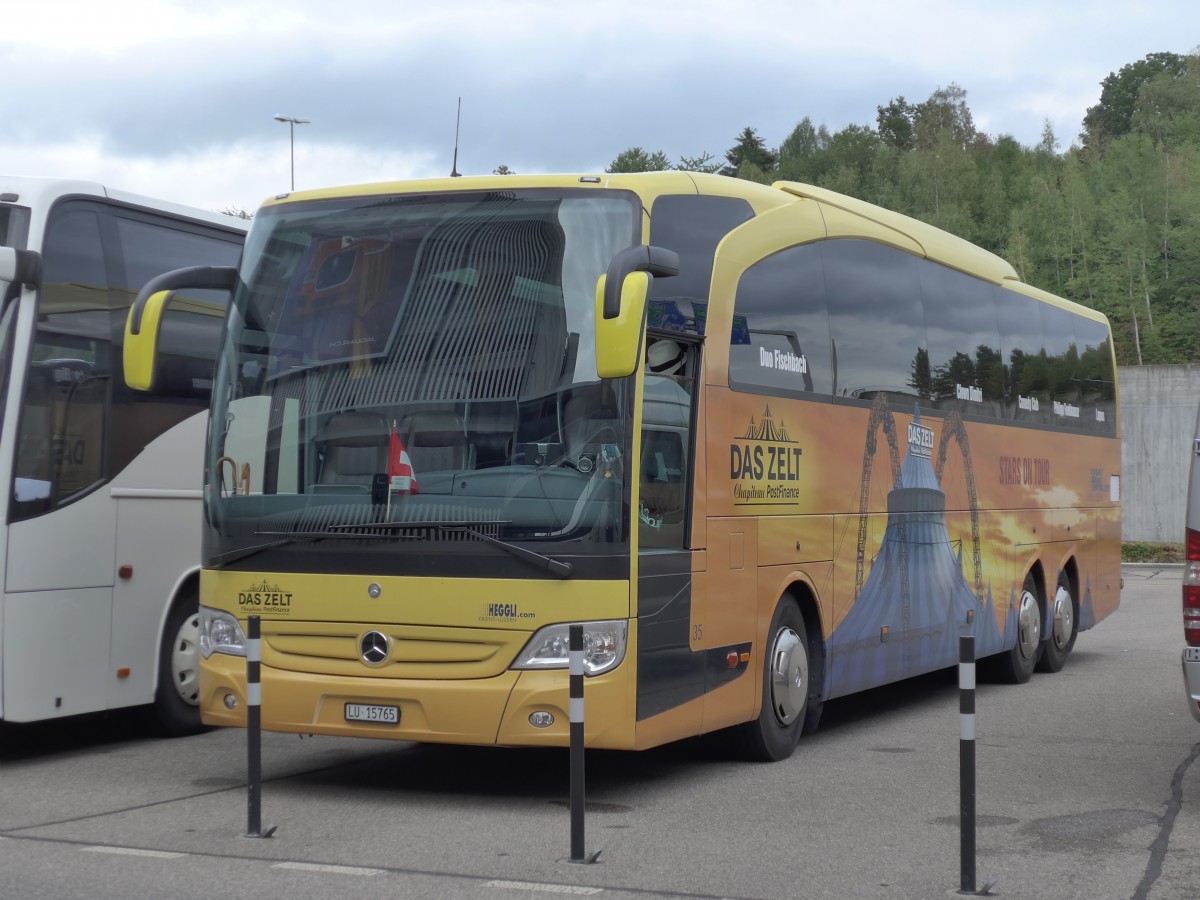 (163'325) - Heggli, Kriens - Nr. 35/LU 15'765 - Mercedes am 15. August 2015 in Zrich, Flughafen