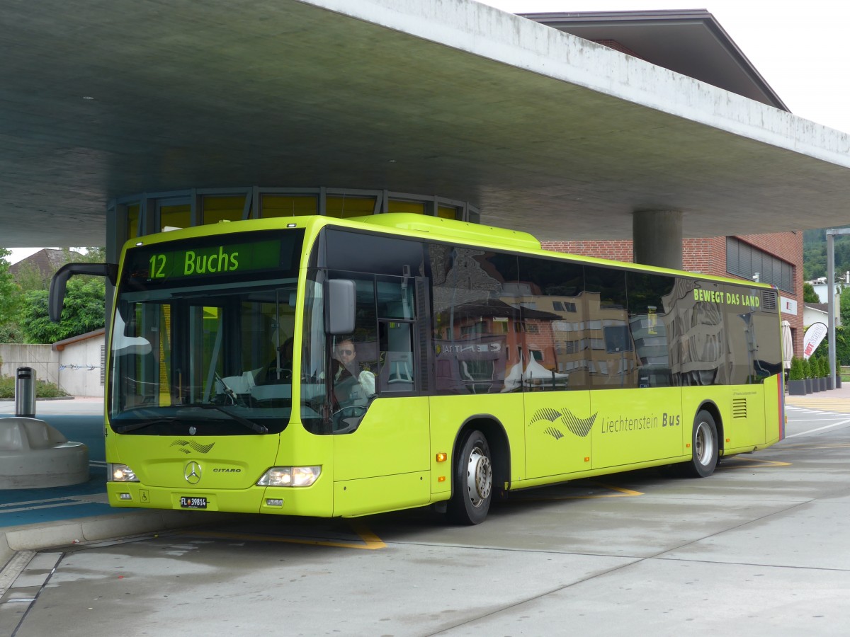 (163'506) - LBA Vaduz - Nr. 14/FL 39'814 - Mercedes am 16. August 2015 beim Bahnhof Schaan
