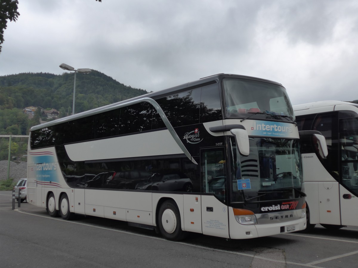 (163'655) - Intertours, Kerzers - Nr. 3/FR 236'099 - Setra am 19. August 2015 in Thun, Seestrasse