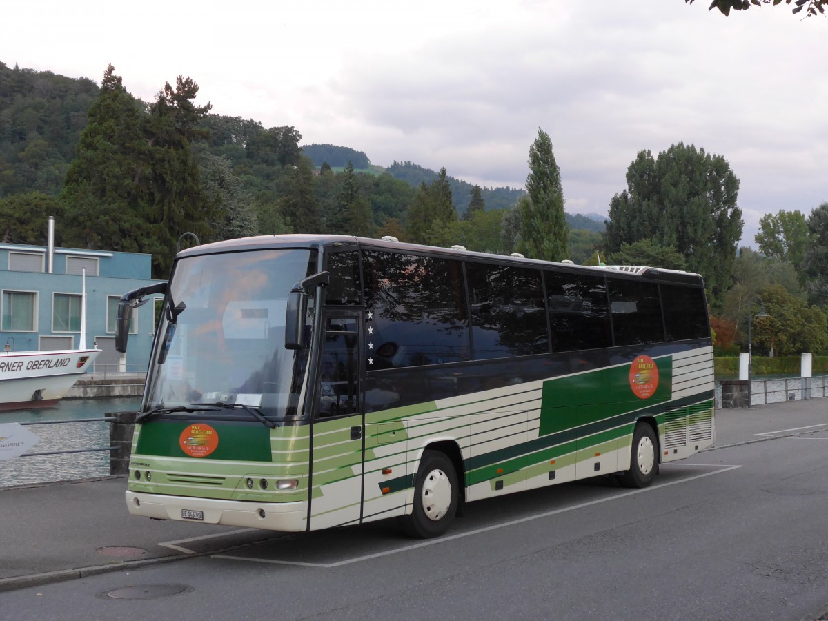 (164'377) - Land-Taxi, Wattenwil - BE 146'762 - Drgmller am 3. September 2015 bei der Schifflndte Thun