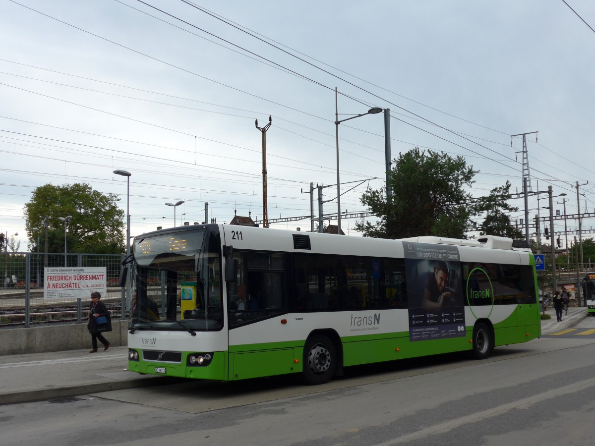 (164'762) - transN, La Chaux-de-Fonds - Nr. 211/NE 46'211 - Volvo (ex TN Neuchtel Nr. 211) am 15. September 2015 beim Bahnhof Neuchtel