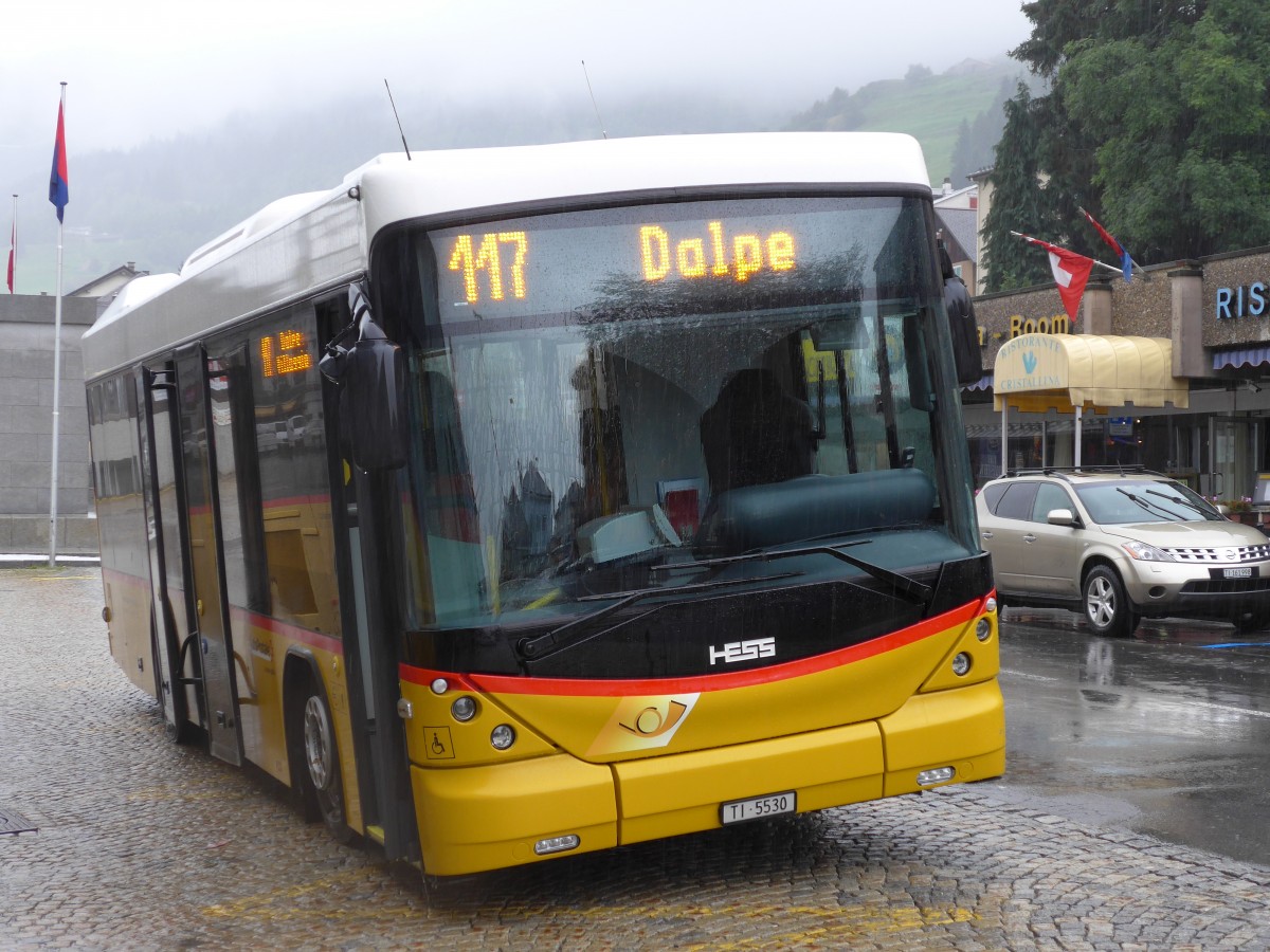 (164'934) - Barenco, Faido - TI 5530 - Scania/Hess am 16. September 2015 beim Bahnhof Airolo