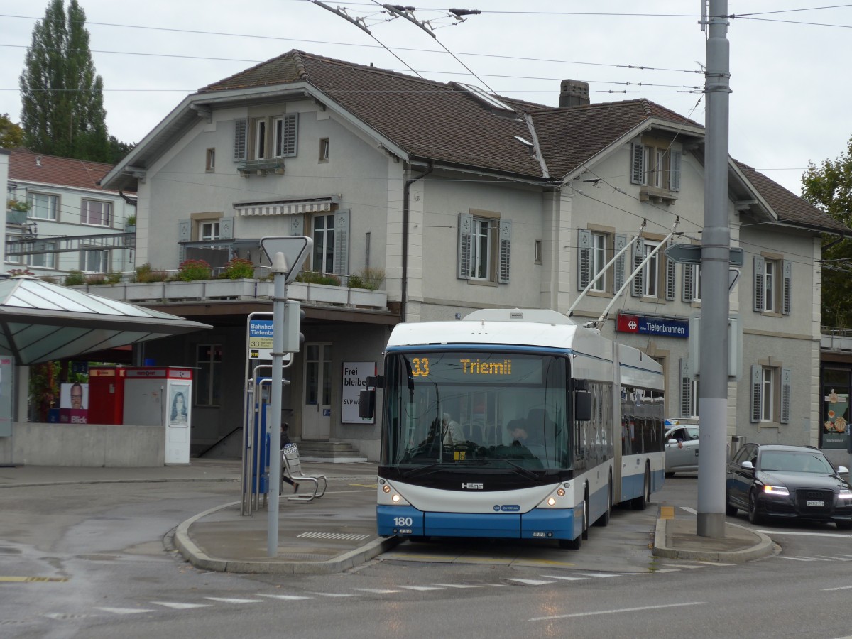 (164'977) - VBZ Zrich - Nr. 180 - Hess/Hess Gelenktrolleybus am 17. September 2015 beim Bahnhof Zrich-Tiefenbrunnen
