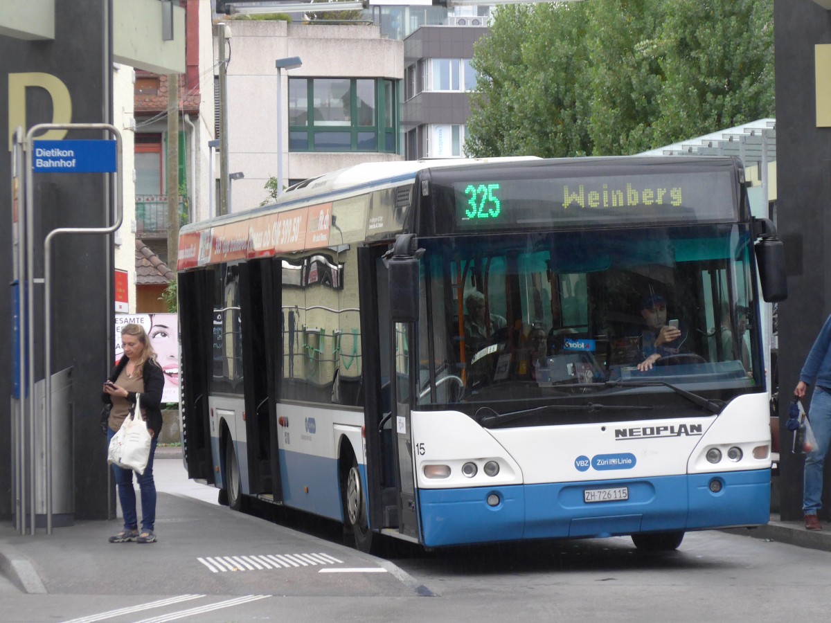 (164'994) - Limmat Bus, Dietikon - Nr. 15/ZH 726'115 - Neoplan am 17. September 2015 beim Bahnhof Dietikon