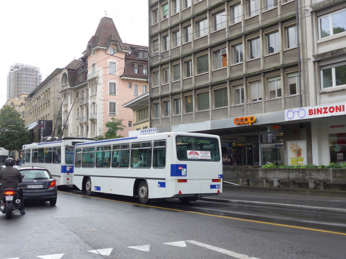 (165'102) - TL Lausanne - Nr. 911 - Lanz+Marti/Hess Personenanhnger am 18. September 2015 in Lausanne, Chauderon