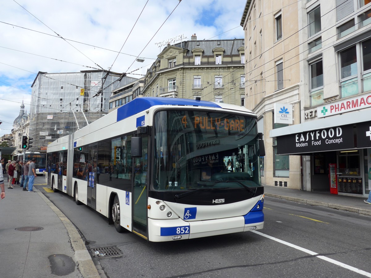 (165'155) - TL Lausanne - Nr. 852 - Hess/Hess Gelenktrolleybus am 18. September 2015 in Lausanne, Bel-Air