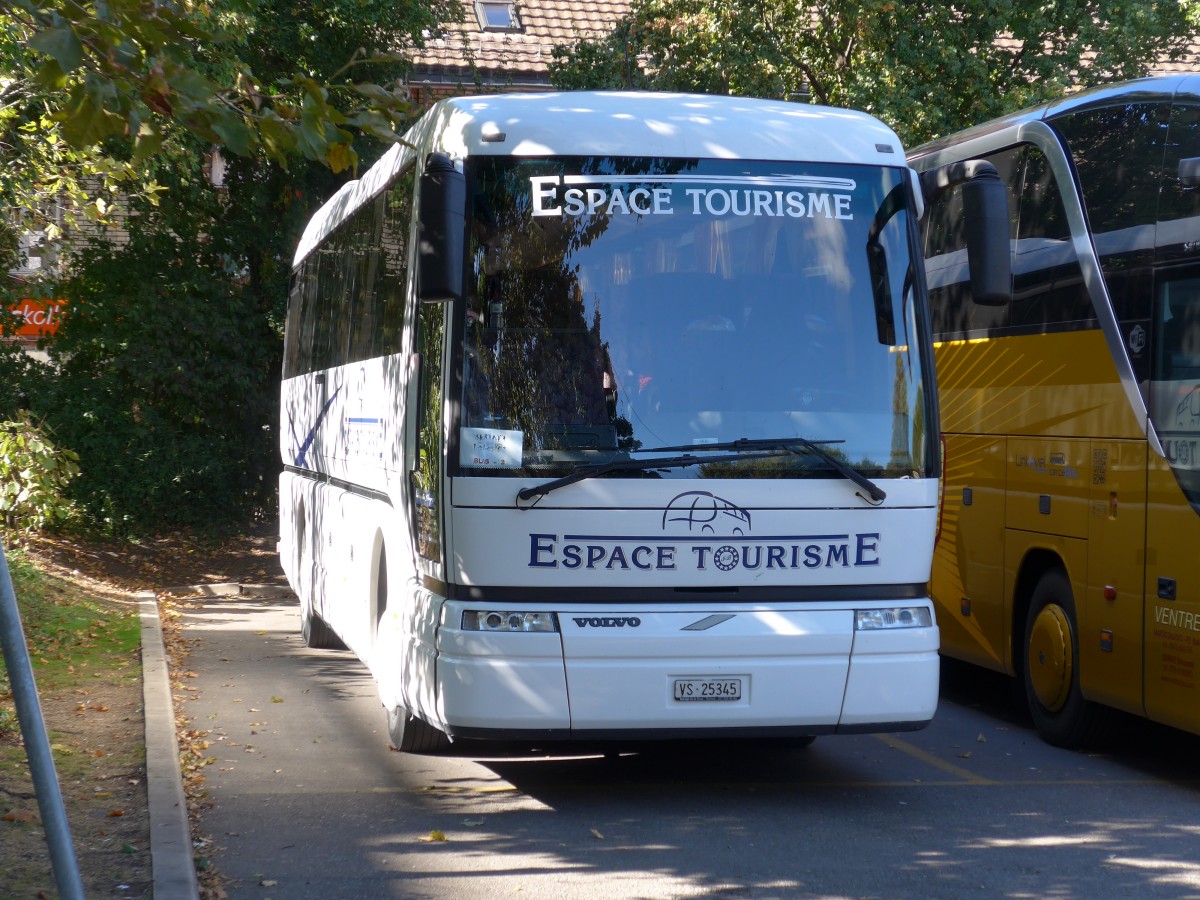 (165'444) - Espace Tourisme, Riddes - VS 25'345 - Volvo/Barbi am 19. September 2015 in Zrich, Sihlquai