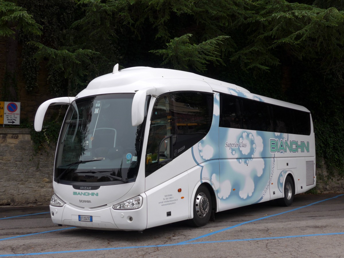 (165'630) - Aus Italien: Bianchini, Rimini - DT-224 TC - Scania/Irizar am 24. September 2015 in San Marino
