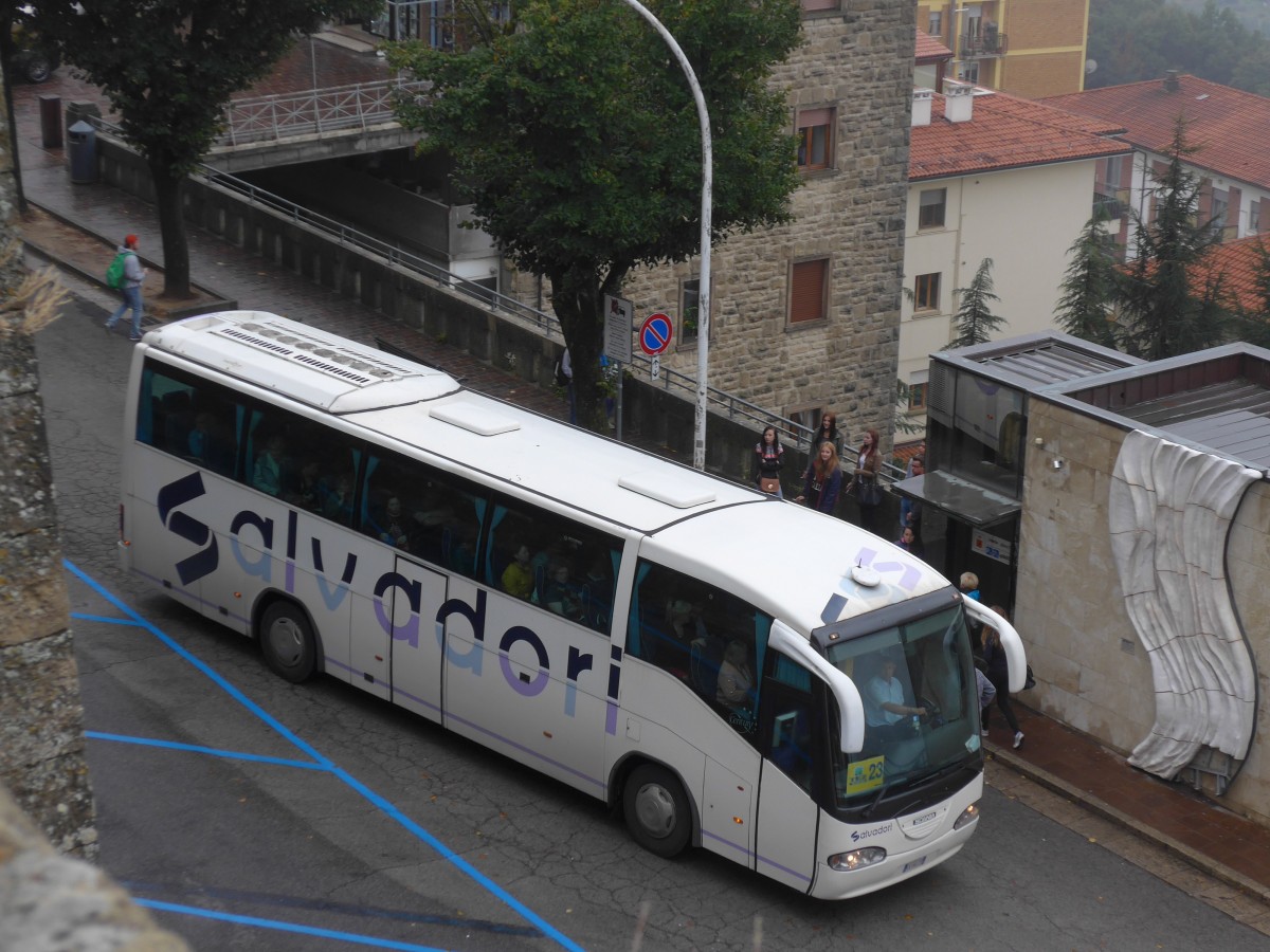 (165'727) - Aus Italien: Salvadori, Cattolica - CG-562 ZP - Scania/Irizar am 25. September 2015 in San Marino