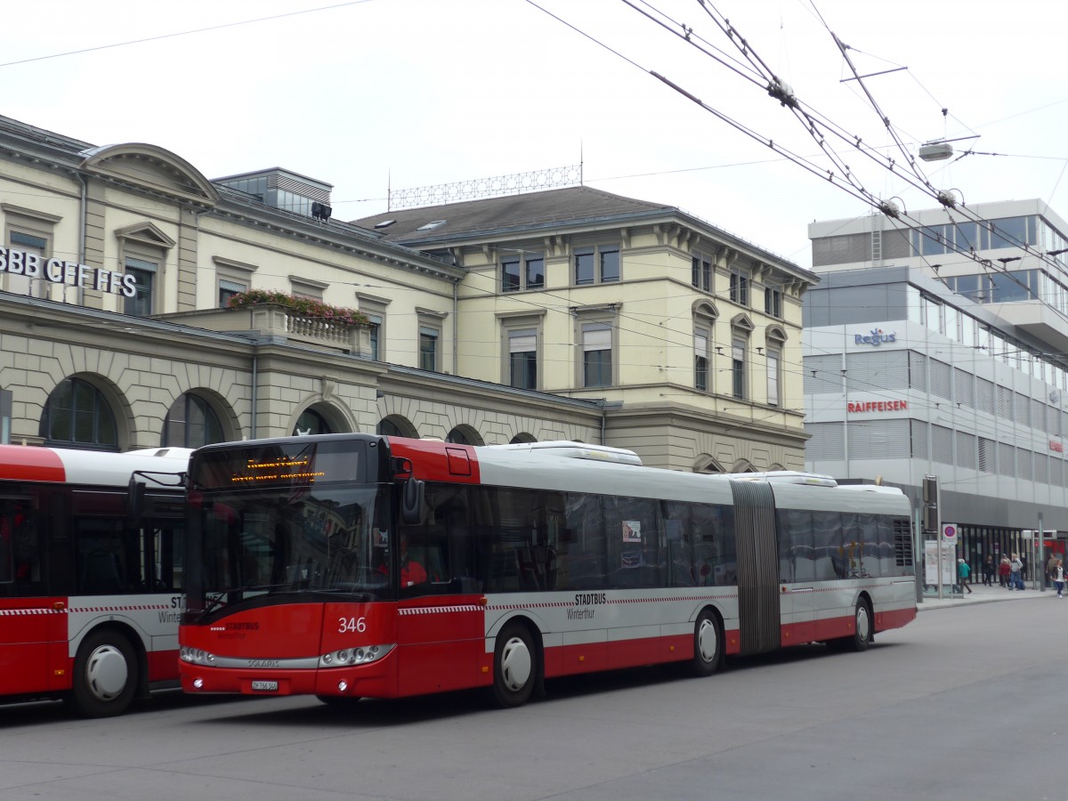 (165'833) - SW Winterthur - Nr. 346/ZH 766'346 - Solaris am 26. September 2015 beim Hauptbahnhof Winterthur
