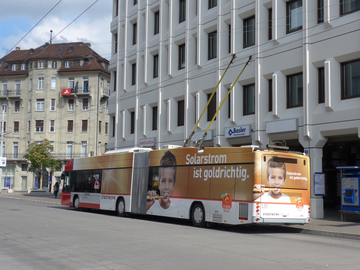 (165'908) - SW Winterthur - Nr. 120 - Hess/Hess Gelenktrolleybus am 26. September 2015 in Winterthur, Museumsstrasse/HB