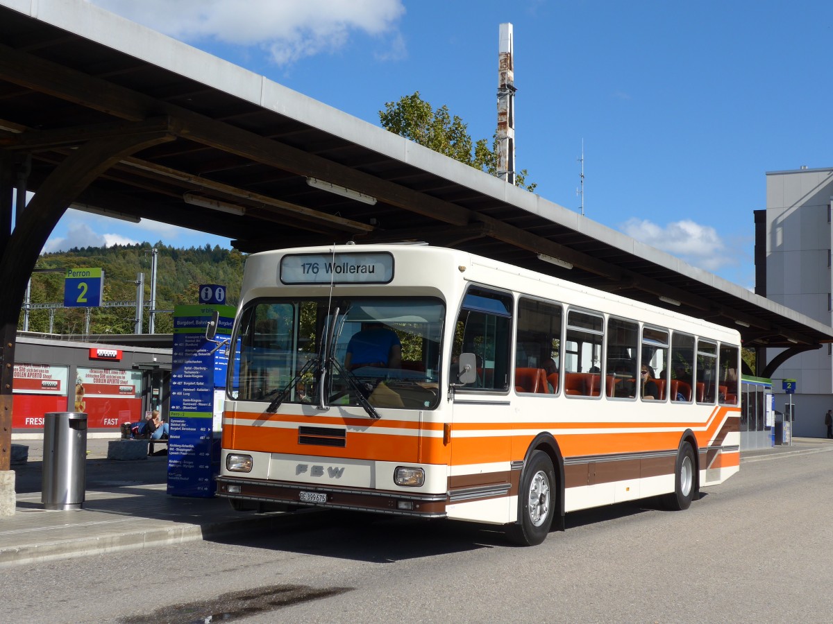 (165'996) - Wegmller, Mnsingen - BE 399'675 - FBW/R&J (ex Bamert, Wollerau) am 4. Oktober 2015 beim Bahnhof Burgdorf