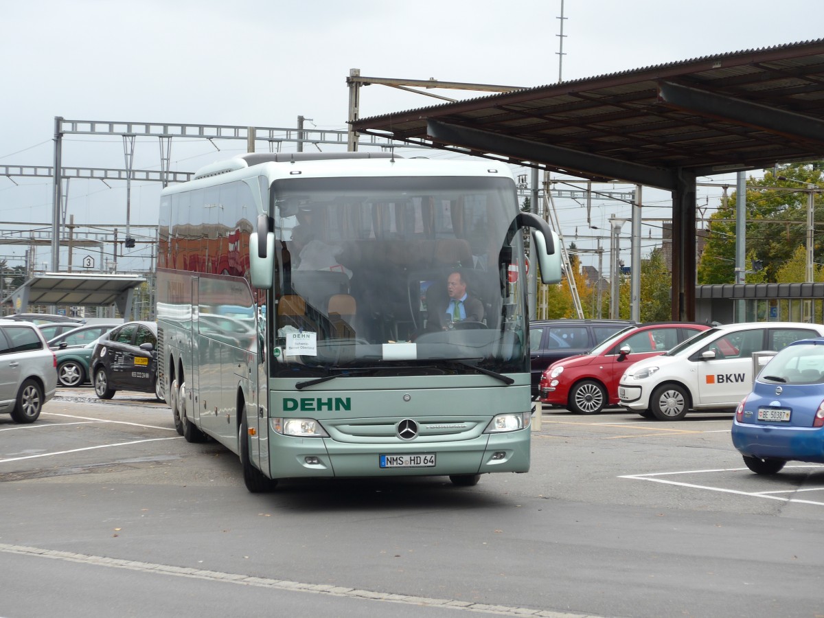 (166'057) - Aus Deutschland: Dehn, Neumnster - NMS-HD 64 - Mercedes am 7. Oktober 2015 beim Bahnhof Thun