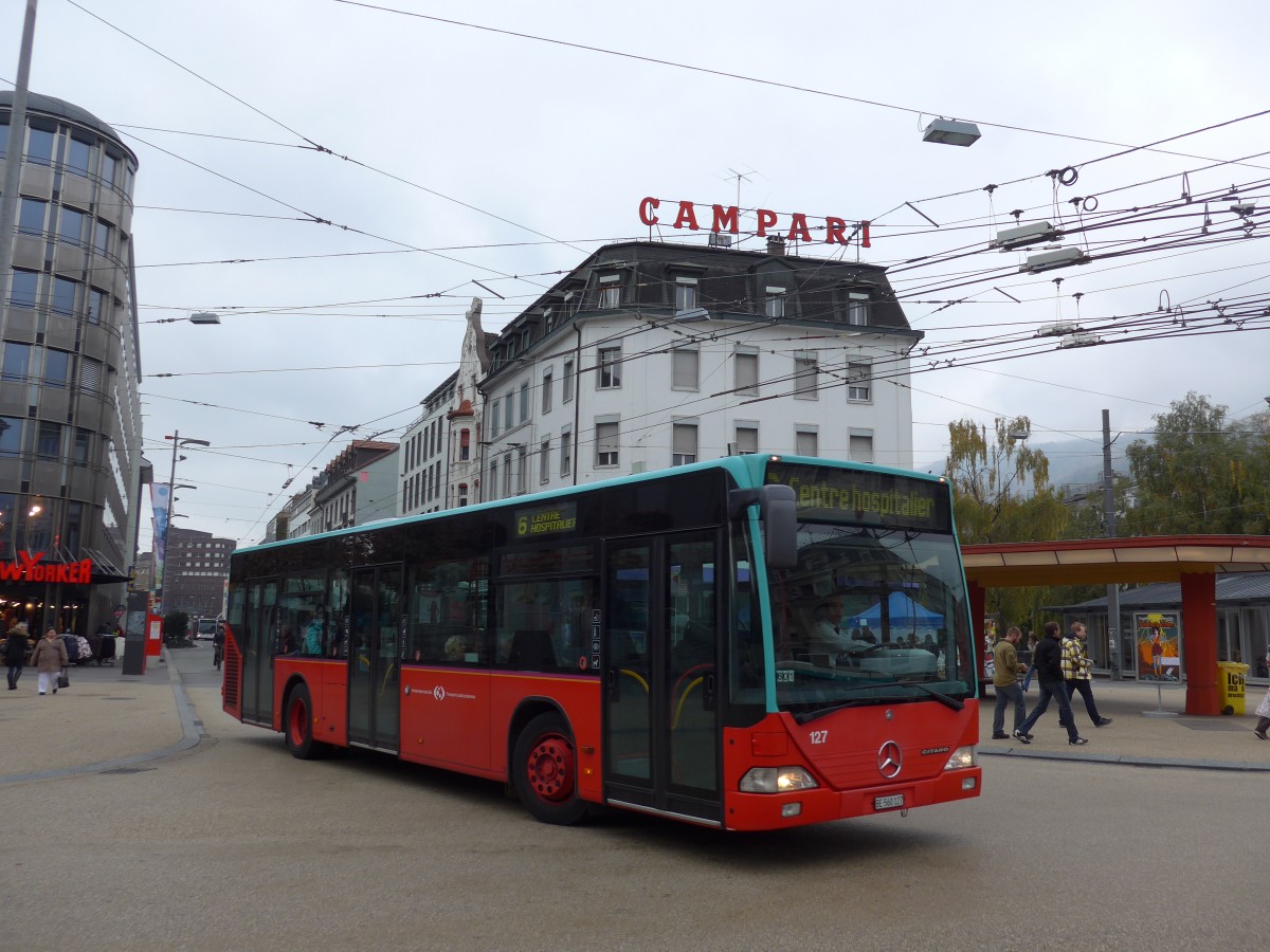 (166'367) - VB Biel - Nr. 127/BE 560'127 - Mercedes am 24. Oktober 2015 in Biel, Zentralplatz