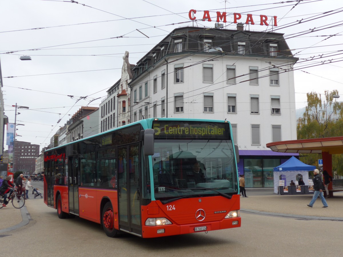 (166'375) - VB Biel - Nr. 124/BE 560'124 - Mercedes am 24. Oktober 2015 in Biel, Zentralplatz