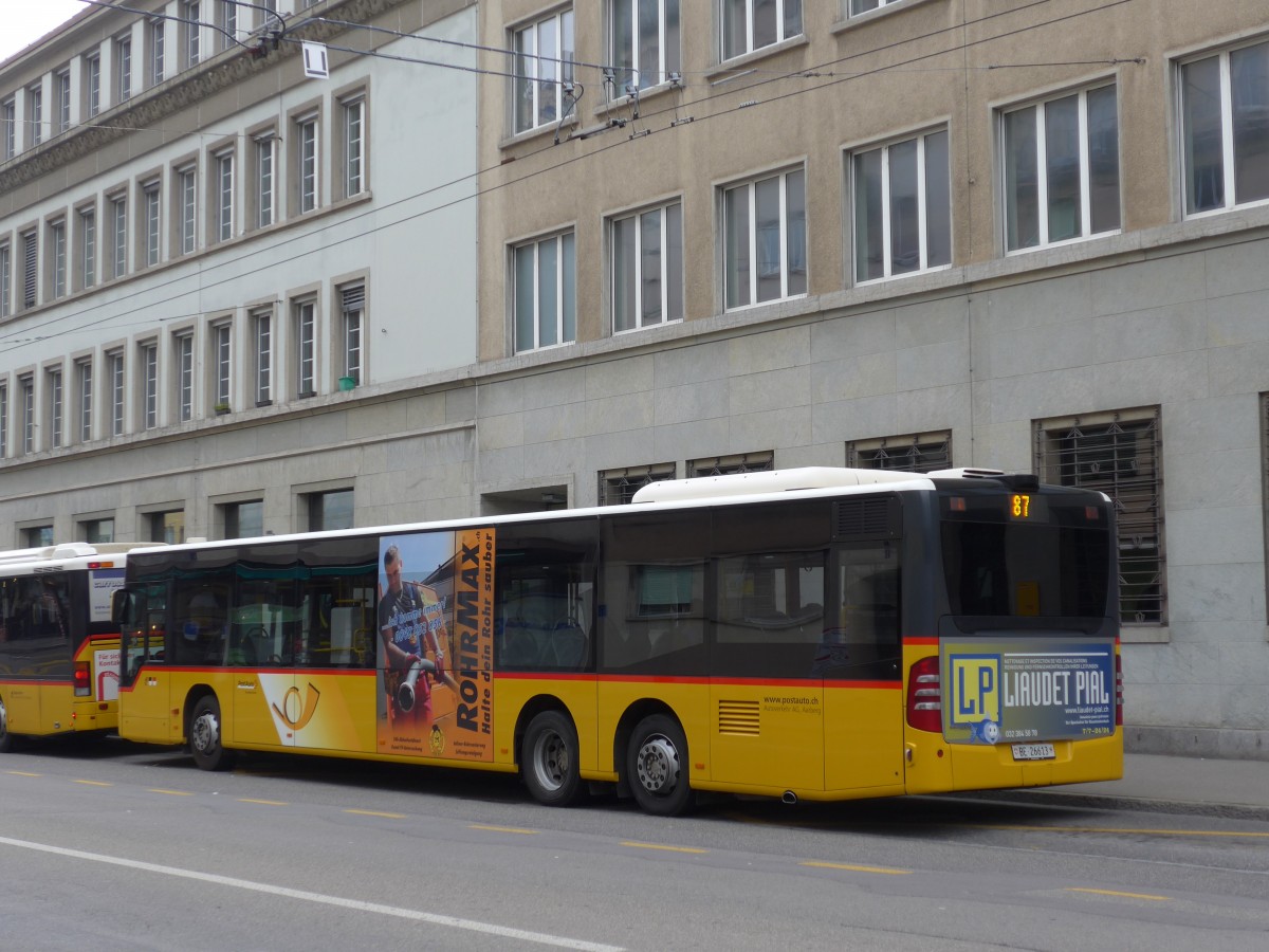 (166'398) - AVA Aarberg - Nr. 3/BE 26'613 - Mercedes am 24. Oktober 2015 in Biel, Bahnhofplatz