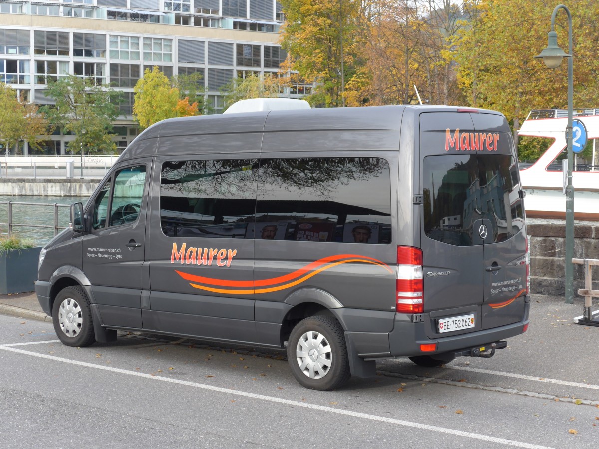 (166'480) - Maurer, Spiez - BE 752'062 - Mercedes am 24. Oktober 2015 bei der Schifflndte Thun