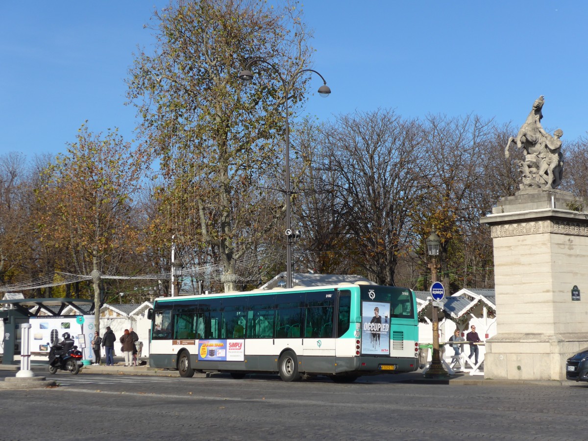 (166'626) - RATP Paris - Nr. 3182/415 QYG 75 - Irisbus am 15. November 2015 in Paris, Concorde