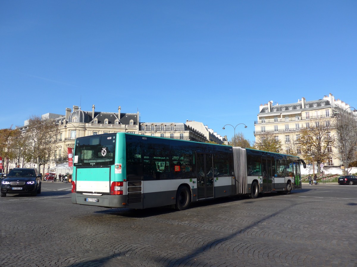 (166'651) - RATP Paris - Nr. 4650/AC 773 FW - MAN am 15. November 2015 in Paris, Champs-Elyses