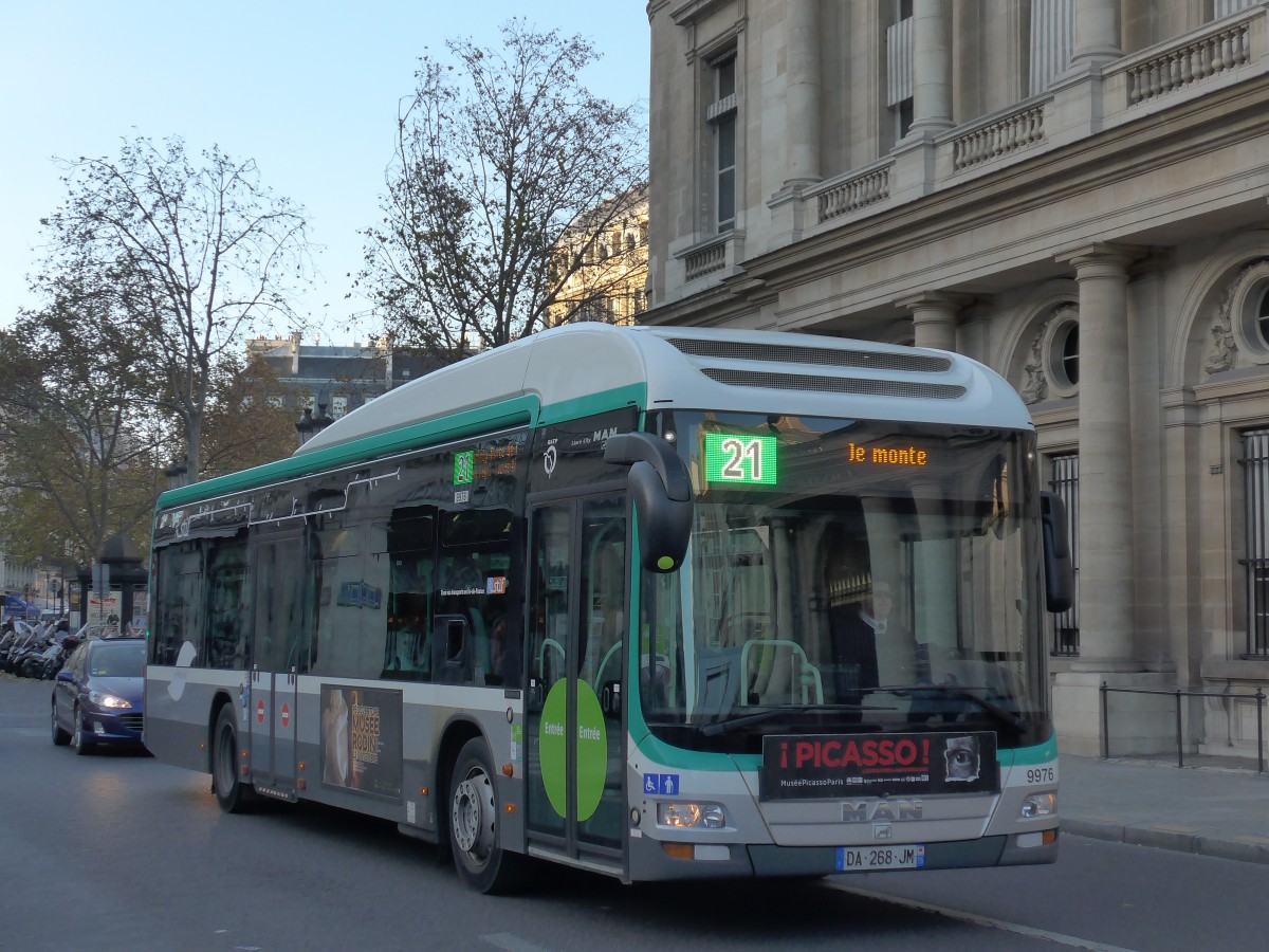 (166'726) - RATP Paris - Nr. 9976/DA 268 JM - MAN am 15. November 2015 in Paris, Louvre