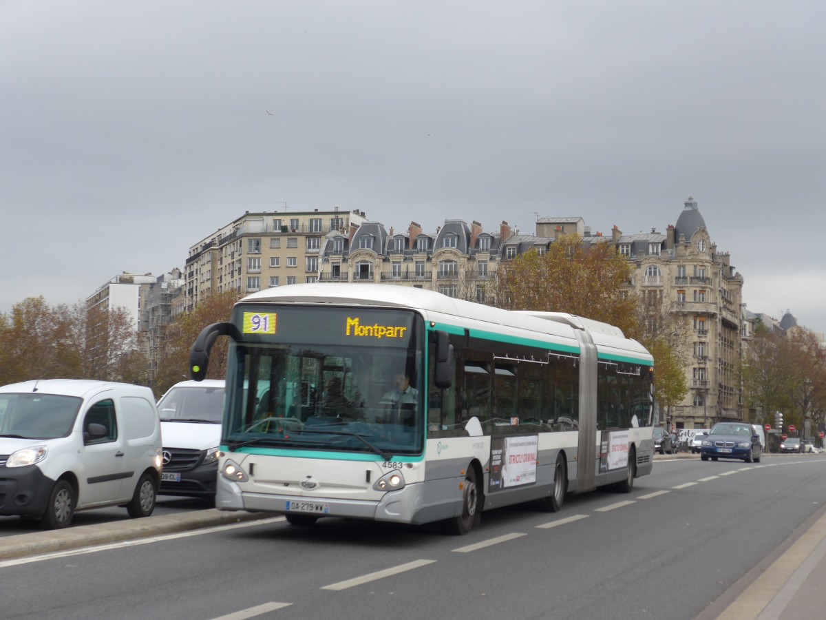 (166'827) - RATP Paris - Nr. 4583/DA 279 WW - Heuliez am 16. November 2015 in Paris, Gare d'Austerlitz